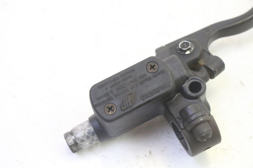 photo de CILINDRO MESTRE DIANTEIRO PEUGEOT ELYSTAR 50 (2002 - 2014) - Detalhe da peça