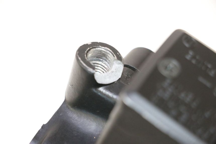 photo de CILINDRO MESTRE DIANTEIRO KAWASAKI ER-6 ER6 N 650 (2005 - 2009) - Ampliação técnica