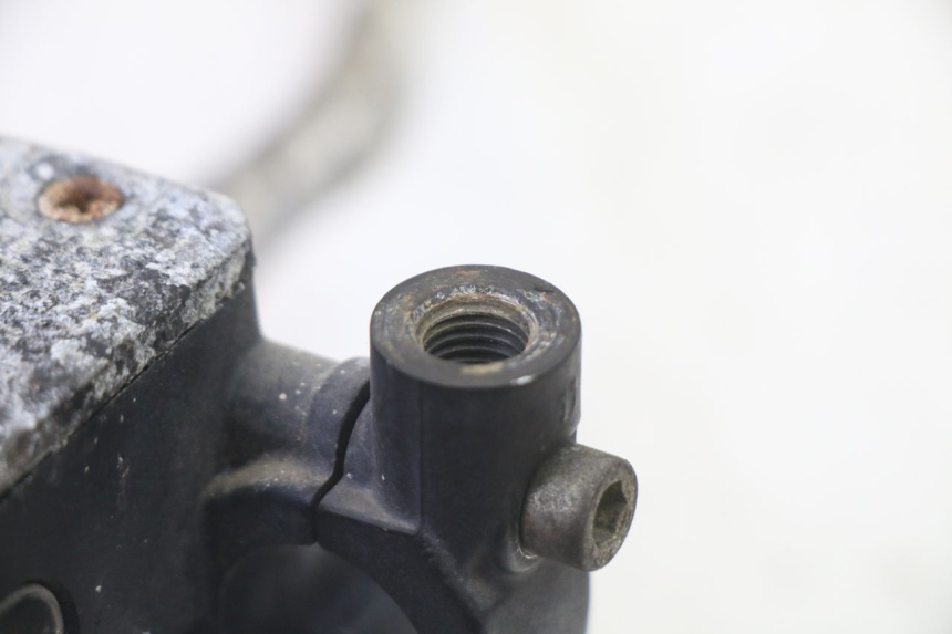 photo de CILINDRO MESTRE DIANTEIRO APRILIA ETX 125 (1998 - 2002) - Pontos de fixação