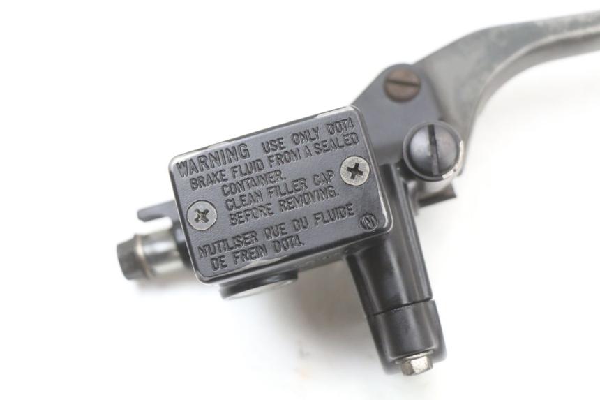 photo de CILINDRO MESTRE DIANTEIRO HONDA FES S-WING SWING ABS 125 (2007 - 2015) - Detalhe da peça