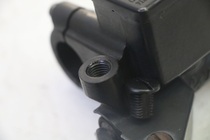 photo de CILINDRO MESTRE DIANTEIRO HONDA FES S-WING SWING ABS 125 (2007 - 2015) - Ampliação técnica