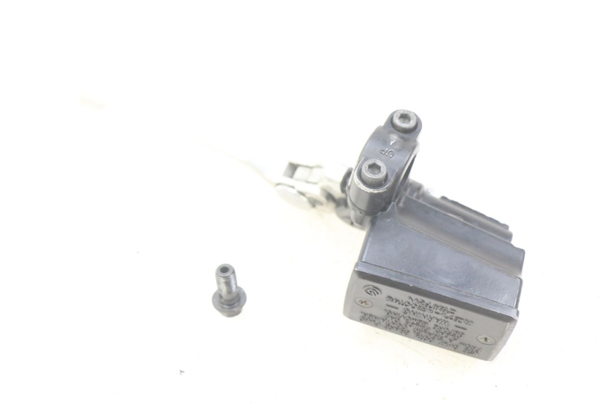 photo de CILINDRO MESTRE DIANTEIRO YAMAHA FJR ABS 1300 (2006 - 2012) - Detalhe da peça