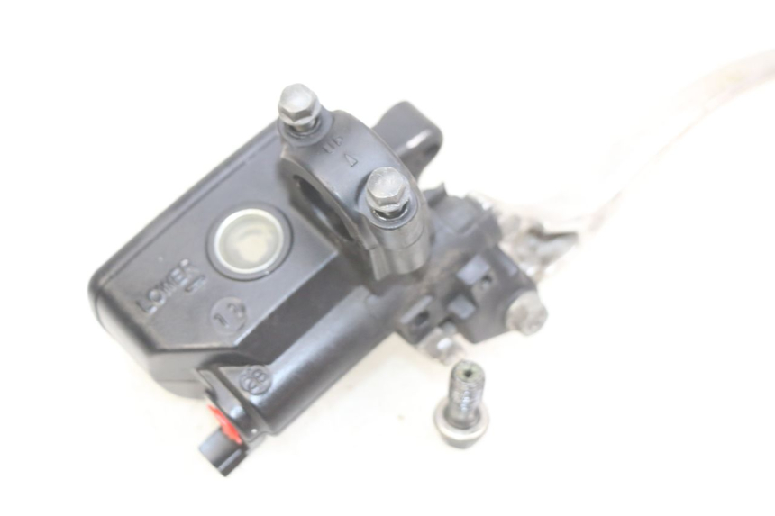photo de CILINDRO MESTRE DIANTEIRO HONDA FJS SILVERWING SILVER WING 400 (2009 - 2016) - Outro ângulo de visão