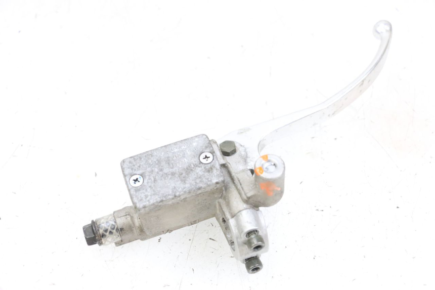 photo de CILINDRO MESTRE DIANTEIRO MBK FLAME X 125 (2007 - 2016) - Pontos de fixação