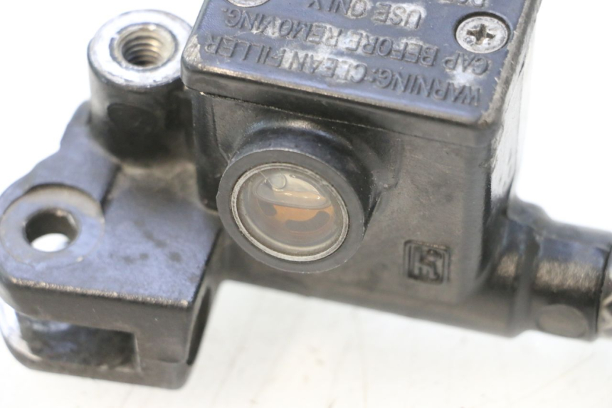 photo de CILINDRO MESTRE DIANTEIRO PIAGGIO FLY 2T 50 (2004 - 2017) - Outro ângulo de visão