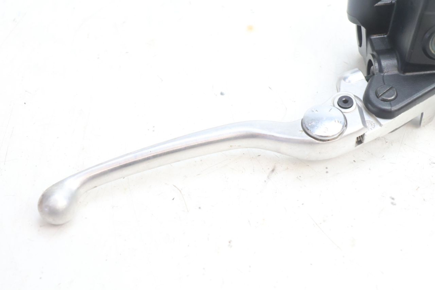 photo de CILINDRO MESTRE DIANTEIRO YAMAHA FZ8 800 (2010 - 2016) - Detalhe da peça