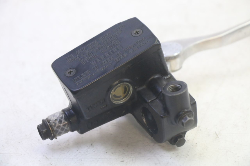 photo de CILINDRO MESTRE DIANTEIRO SUZUKI GSF N BANDIT 600 (1996 - 1999) - Zoom do estado de desgaste