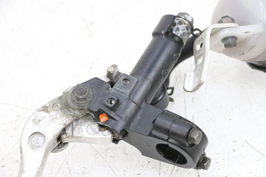 photo de CILINDRO MESTRE DIANTEIRO SUZUKI GSXR GSX-R 1000 (2003 - 2004) - Zoom do estado de desgaste