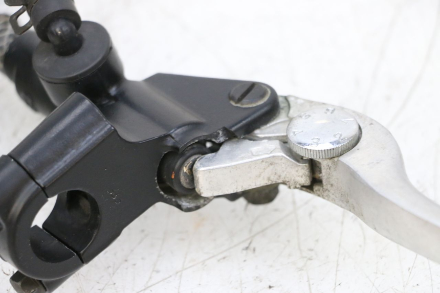 photo de CILINDRO MESTRE DIANTEIRO SUZUKI GSXR GSX-R 1000 (2003 - 2004) - Pontos de fixação