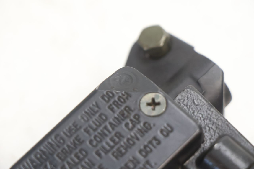 photo de CILINDRO MESTRE DIANTEIRO EUROCKA GTR 50 (2007 - 2017) - Detalhe da peça