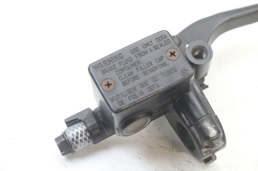 photo de CILINDRO MESTRE DIANTEIRO HONDA FES S-WING SWING ABS 125 (2007 - 2015) - Detalhe da peça