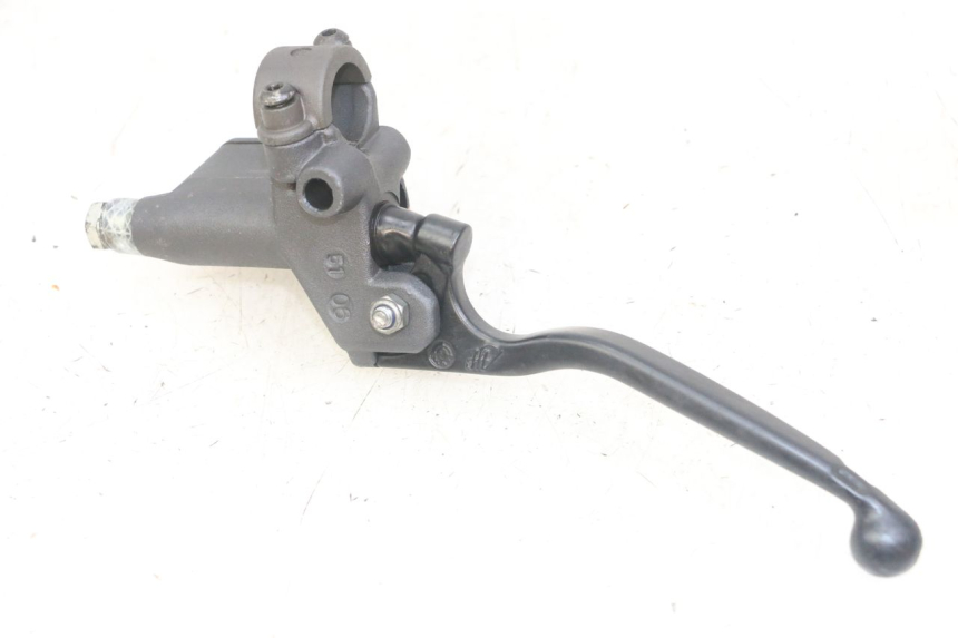 photo de CILINDRO MESTRE DIANTEIRO PEUGEOT JET FORCE CARBU 50 (2003 - 2016) - Detalhe da peça