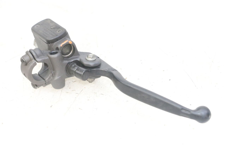 photo de CILINDRO MESTRE DIANTEIRO PEUGEOT JET FORCE CARBU 50 (2003 - 2016) - Outro ângulo de visão