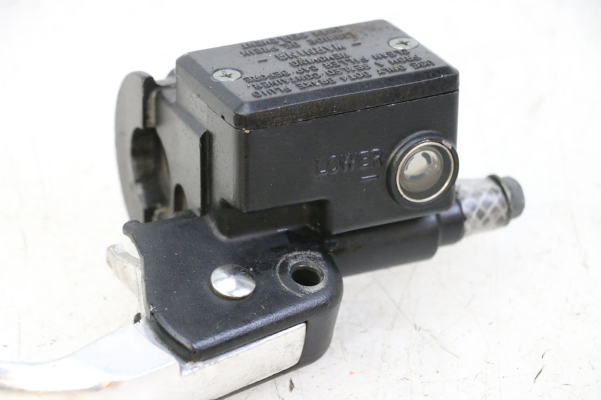 photo de CILINDRO MESTRE DIANTEIRO KEEWAY K-LIGHT KLIGHT 125 (2018 - 2025) - Pontos de fixação