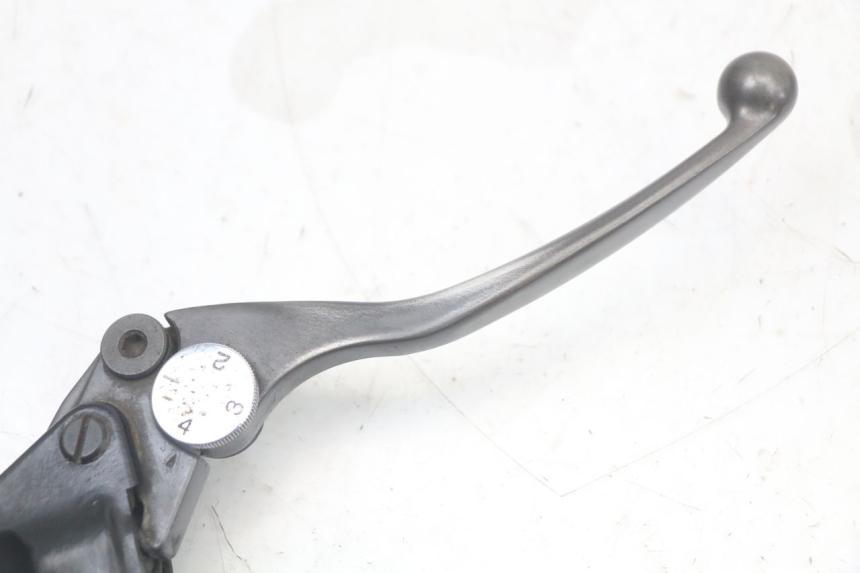 photo de CILINDRO MESTRE DIANTEIRO KAWASAKI GTR 1000 (1994 - 2004) - Zoom do estado de desgaste