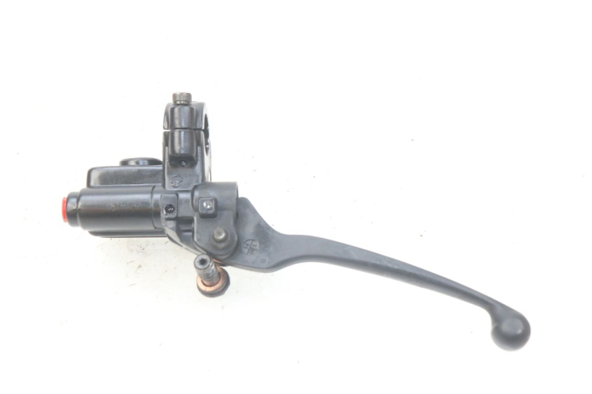 photo de CILINDRO MESTRE DIANTEIRO PEUGEOT KISBEE 2T 50 (2010 - 2017) - Detalhe da peça