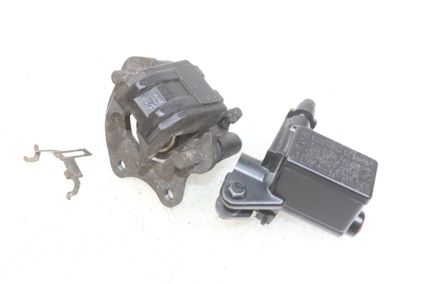 photo de CILINDRO MESTRE DIANTEIRO PEUGEOT KISBEE 2T 50 (2010 - 2017) - Detalhe da peça