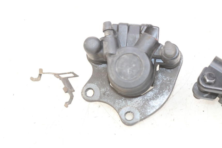photo de CILINDRO MESTRE DIANTEIRO PEUGEOT KISBEE 2T 50 (2010 - 2017) - Peça verificada