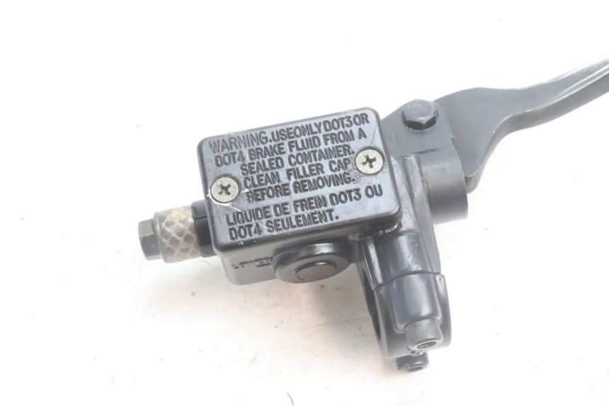 photo de CILINDRO MESTRE DIANTEIRO PEUGEOT KISBEE 4T 50 (2010 - 2017) - Detalhe da peça