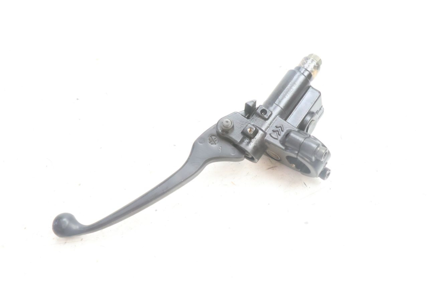 photo de CILINDRO MESTRE DIANTEIRO PEUGEOT KISBEE 4T 50 (2010 - 2017) - Pontos de fixação