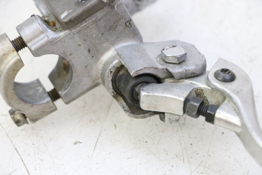 photo de CILINDRO MESTRE DIANTEIRO KAWASAKI KX 65 (2000 - 2019) - Pontos de fixação