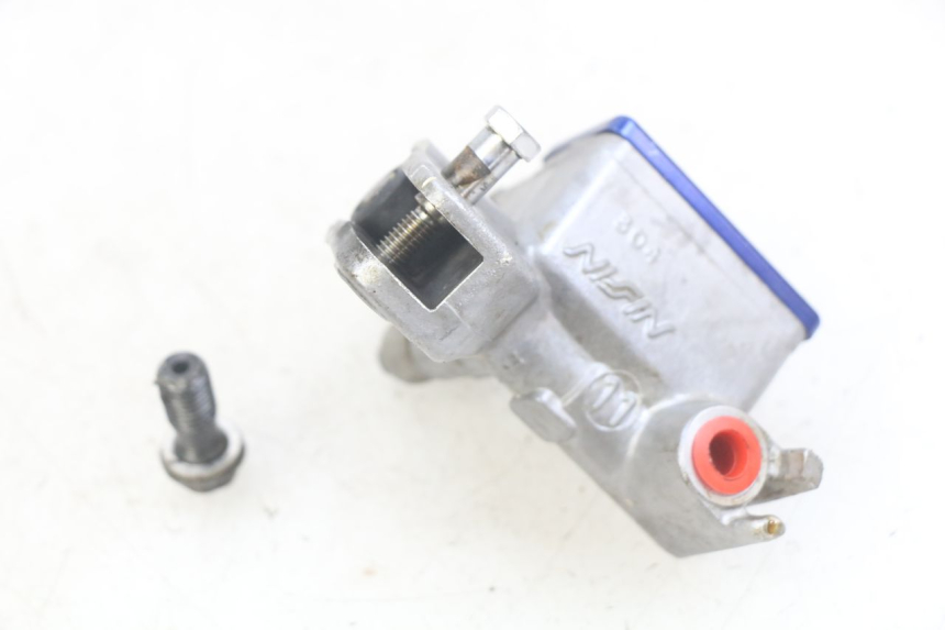 photo de CILINDRO MESTRE DIANTEIRO KAWASAKI KX 85 (2001 - 2013) - Ampliação técnica