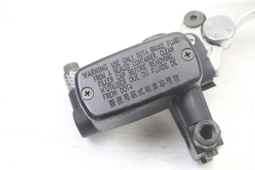photo de CILINDRO MESTRE DIANTEIRO KYMCO XCITING 500 (2007 - 2010) - Outro ângulo de visão