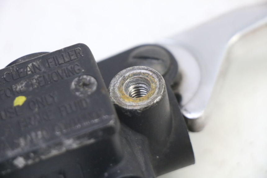 photo de CILINDRO MESTRE DIANTEIRO PIAGGIO LIBERTY 4T 50 (2009 - 2015) - Zoom do estado de desgaste