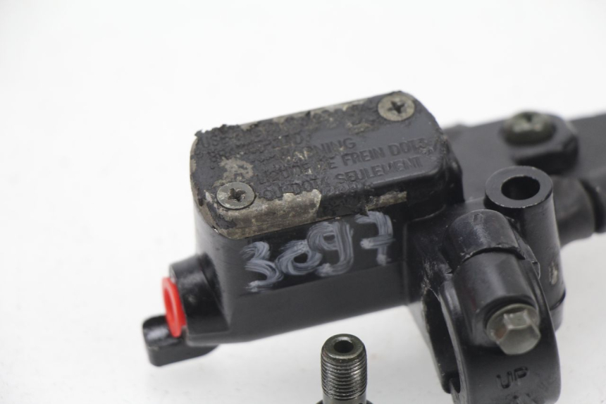 photo de CILINDRO MESTRE DIANTEIRO PEUGEOT LOOXOR 50 (2001 - 2004) - Ampliação técnica