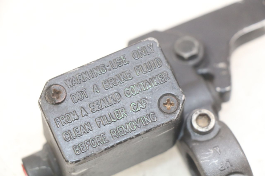 photo de CILINDRO MESTRE DIANTEIRO PEUGEOT LUDIX 50 (2008 - 2017) - Outro ângulo de visão