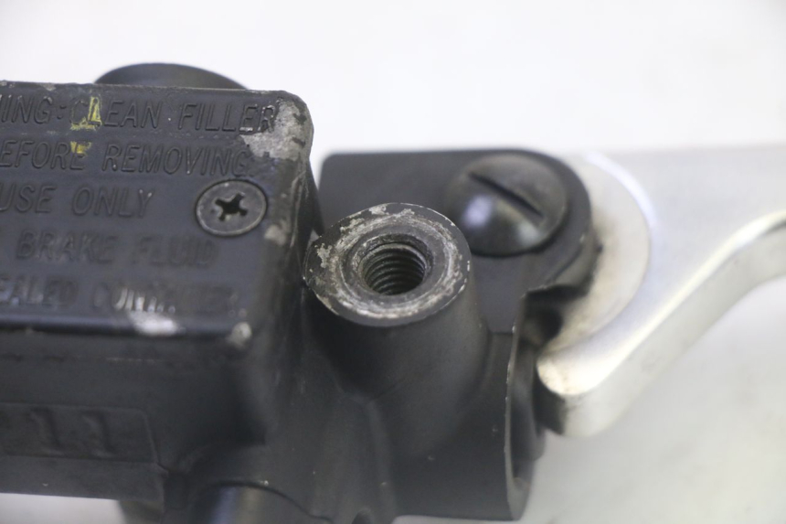 photo de CILINDRO MESTRE DIANTEIRO PIAGGIO LXV 4T 50 (2009 - 2013) - Zoom do estado de desgaste