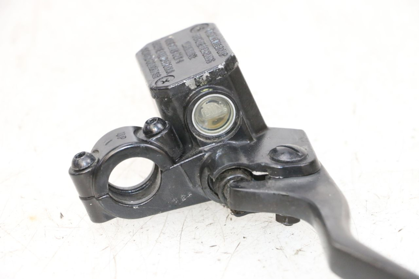 photo de CILINDRO MESTRE DIANTEIRO PIAGGIO MP3 HPE 300 (2019 - 2026) - Zoom do estado de desgaste