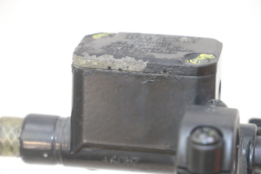 photo de CILINDRO MESTRE DIANTEIRO PIAGGIO MP3 LT 300 (2010 - 2016) - Detalhe da peça