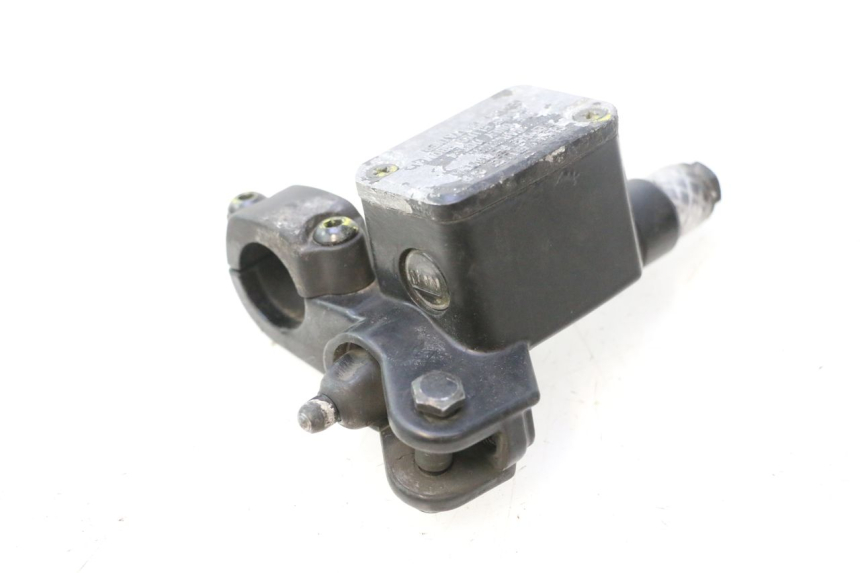 photo de CILINDRO MESTRE DIANTEIRO PIAGGIO MP3 500 (2011 - 2015) - Pontos de fixação