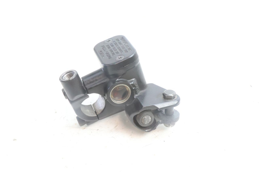 photo de CILINDRO MESTRE DIANTEIRO YAMAHA N-MAX NMAX 125 (2021 - 2024) - Outro ângulo de visão