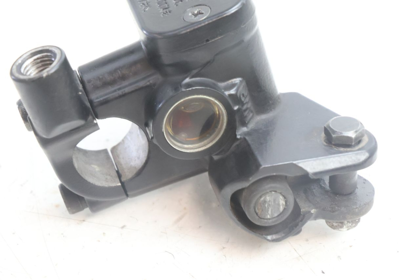 photo de CILINDRO MESTRE DIANTEIRO YAMAHA N-MAX NMAX 125 (2021 - 2024) - Vista geral