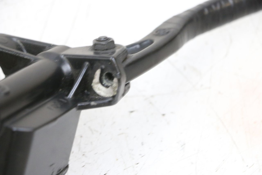 photo de CILINDRO MESTRE DIANTEIRO YAMAHA NEOS NEO'S 4T 50 (2008 - 2016) - Ampliação técnica