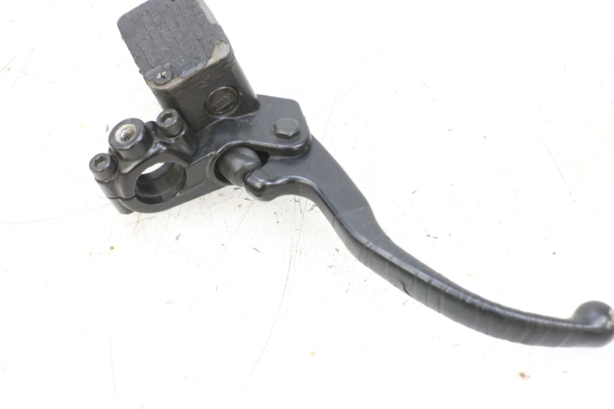 photo de CILINDRO MESTRE DIANTEIRO YAMAHA NEOS NEO'S 4T 50 (2008 - 2016) - Peça verificada