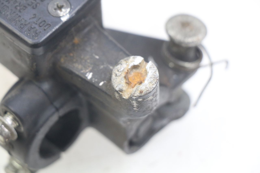 photo de CILINDRO MESTRE DIANTEIRO HONDA NHX LEAD 110 (2008 - 2010) - Ampliação técnica