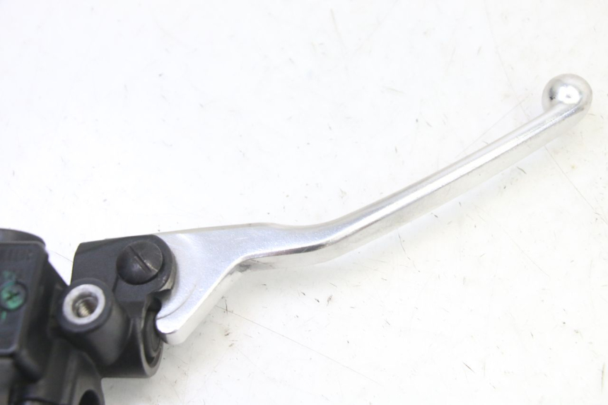 photo de CILINDRO MESTRE DIANTEIRO PIAGGIO NRG POWER PUREJET 50 (2018 - 2021) - Zoom do estado de desgaste
