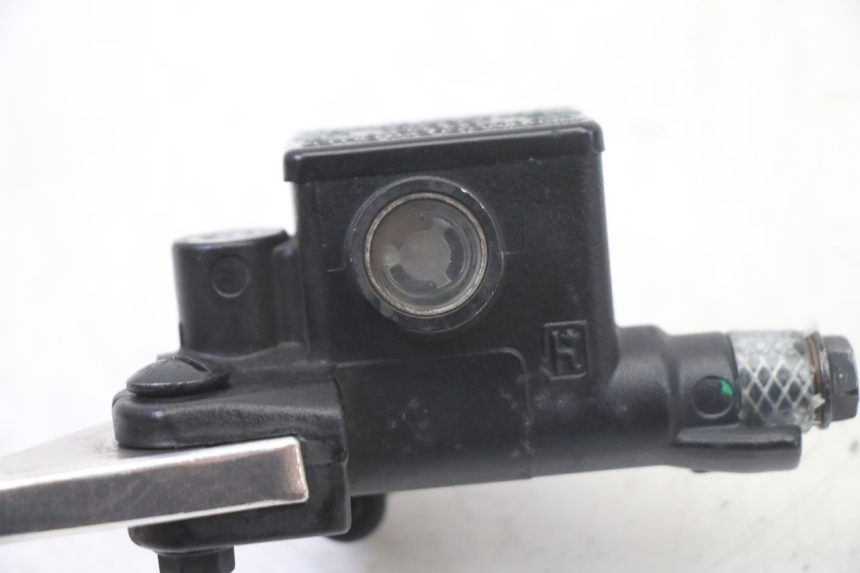 photo de CILINDRO MESTRE DIANTEIRO PIAGGIO NRG POWER PUREJET 50 (2018 - 2021) - Pontos de fixação
