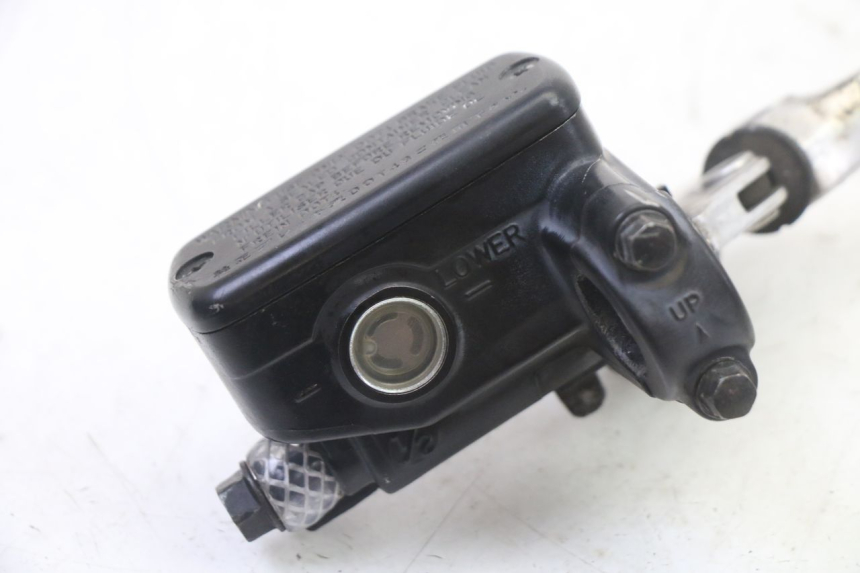 photo de CILINDRO MESTRE DIANTEIRO HONDA NTV DEAUVILLE ABS 700 (2007 - 2016) - Zoom do estado de desgaste