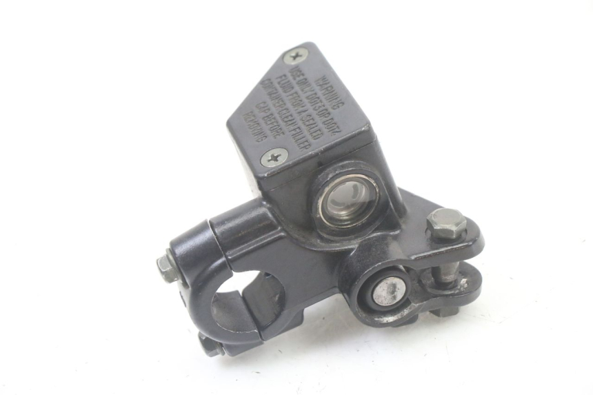 photo de CILINDRO MESTRE DIANTEIRO SYM ORBIT III 3 4T 50 (2021 - 2025) - Outro ângulo de visão