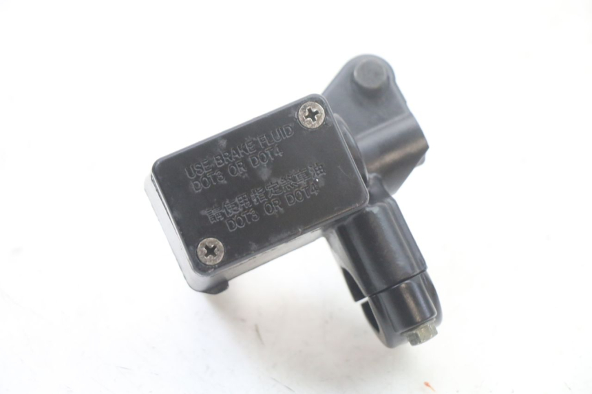 photo de CILINDRO MESTRE DIANTEIRO KYMCO PEOPLE S 125 (2000 - 2008) - Vista principal