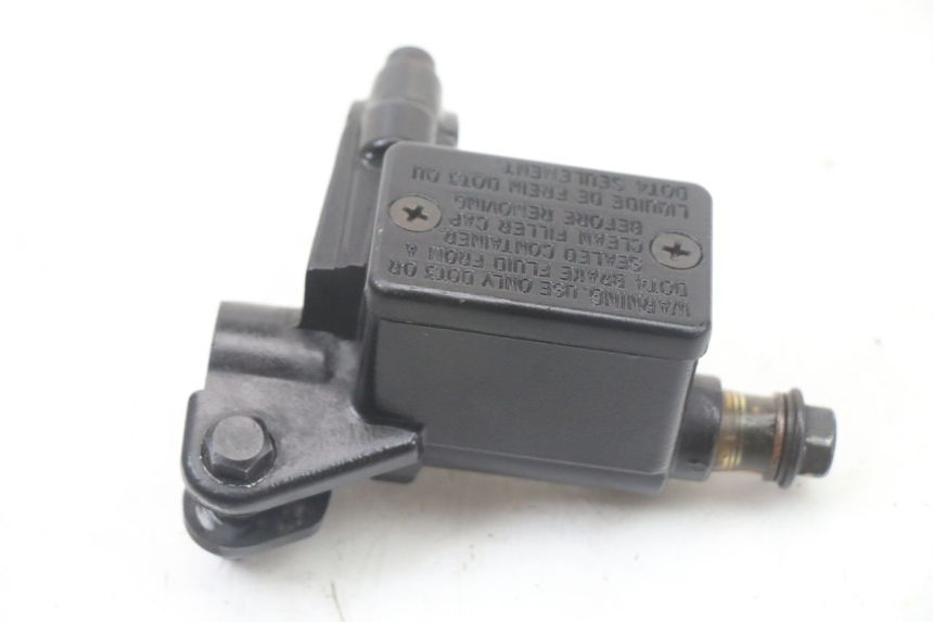 photo de CILINDRO MESTRE DIANTEIRO PEUGEOT KISBEE 4T 50 (2018 - 2022) - Zoom do estado de desgaste