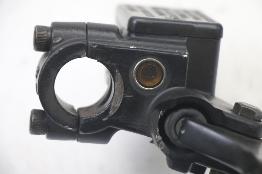 photo de CILINDRO MESTRE DIANTEIRO PEUGEOT KISBEE 4T 50 (2018 - 2022) - Ampliação técnica