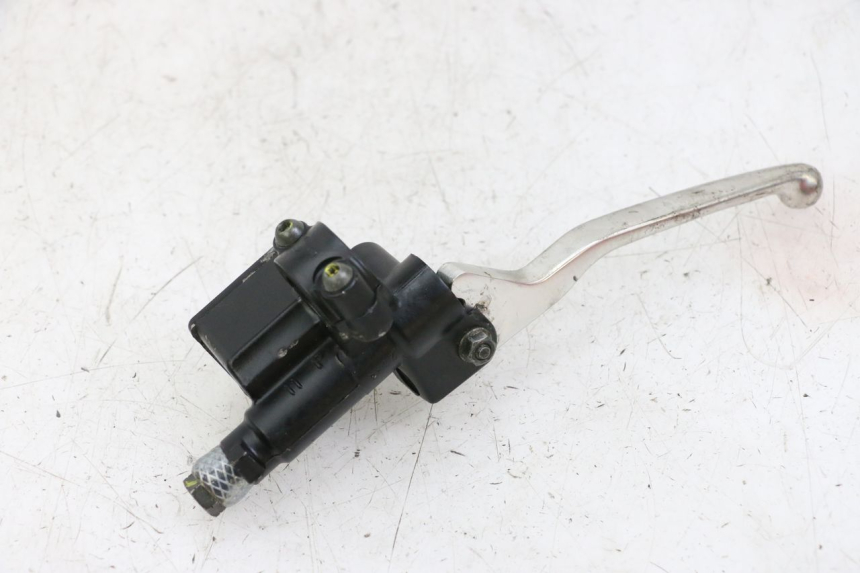 photo de CILINDRO MESTRE DIANTEIRO PIAGGIO VESPA S 2T 50 (2007 - 2014) - Ampliação técnica