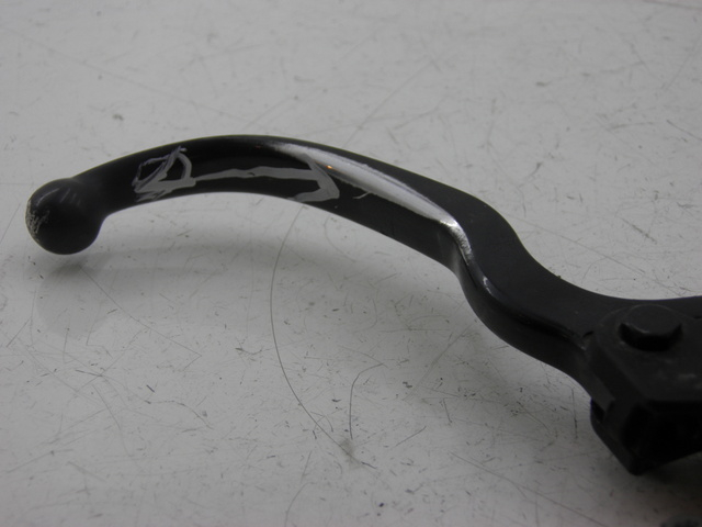 photo de CILINDRO MESTRE DIANTEIRO PIAGGIO XEVO - X EVO 125 (2010 - 2015) - Detalhe da peça