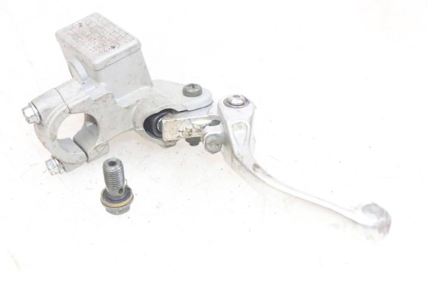 photo de CILINDRO MESTRE DIANTEIRO YCF R-START 125 - Pontos de fixação