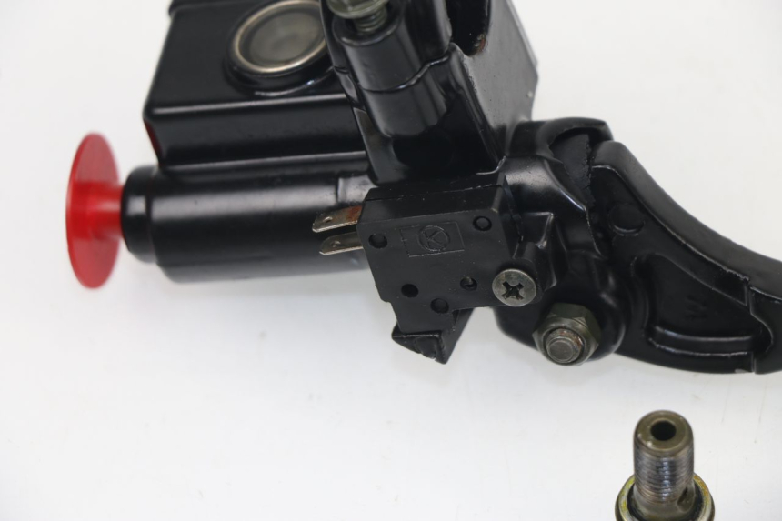 photo de CILINDRO MESTRE DIANTEIRO BHM REVENGER 50 (2009 - 2015) - Outro ângulo de visão